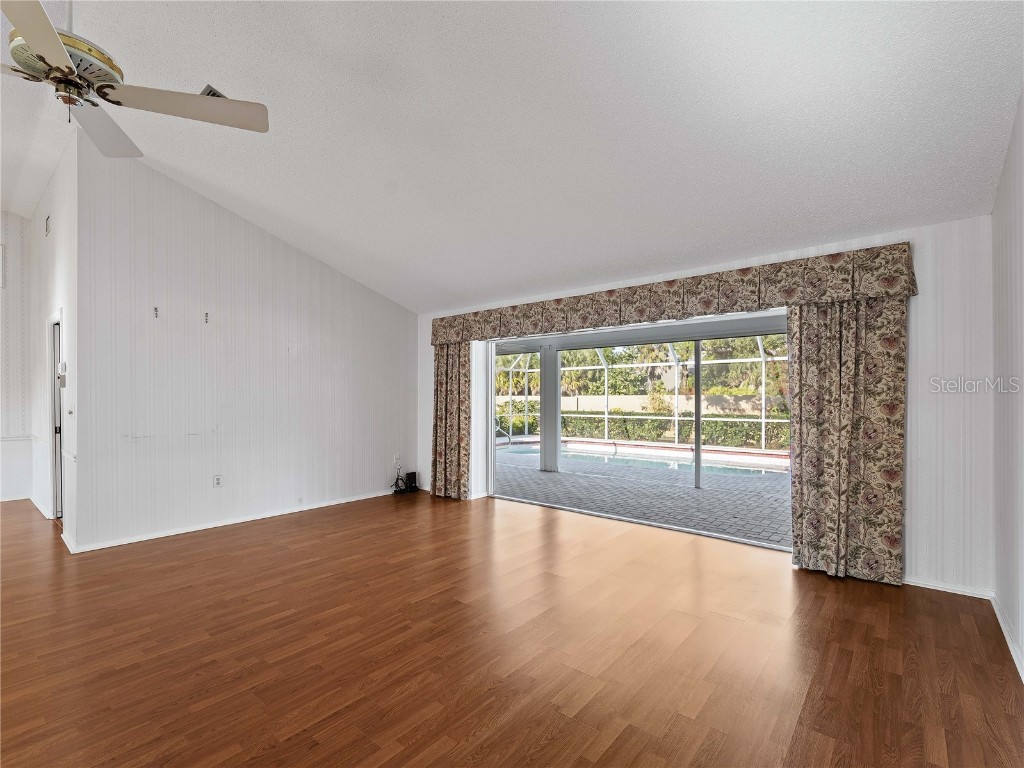 102 Windward Drive Osprey FL 34229 A4671793 image9