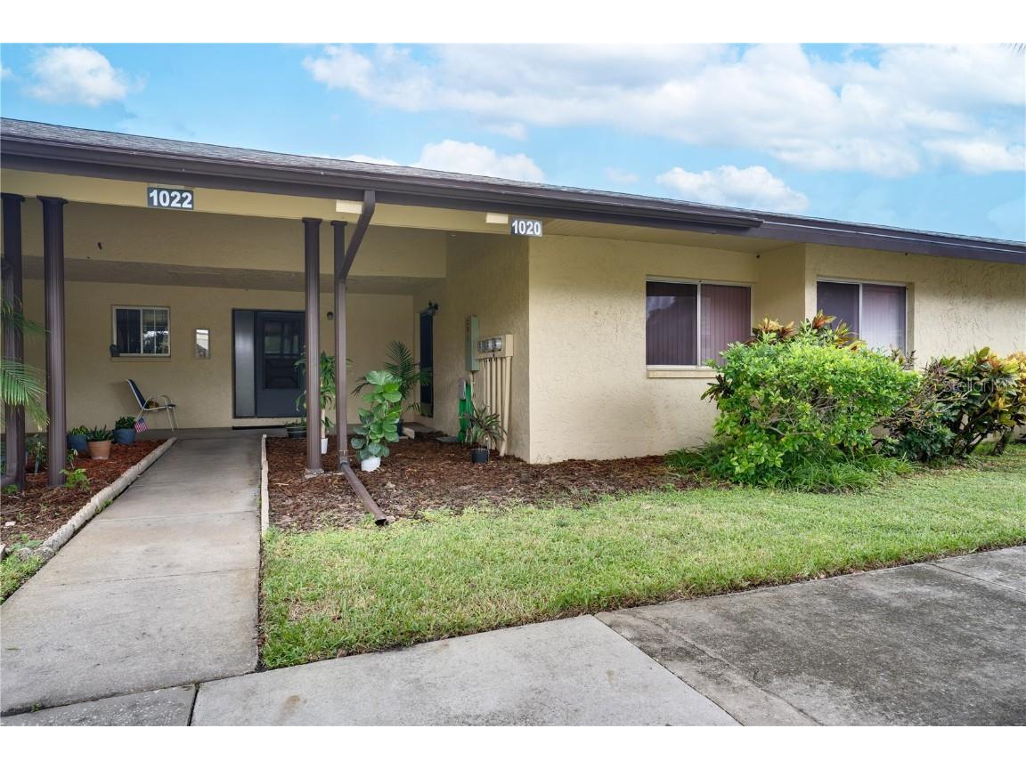 1020 10th Circle SE #1020 Largo FL 33771 U8212349 image1