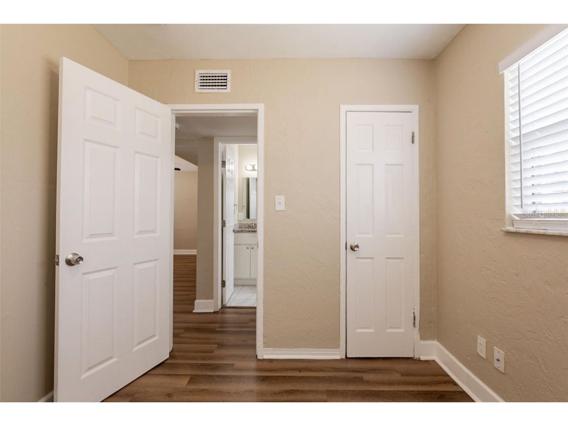 1020 58th Avenue N Saint Petersburg FL 33703 O6313709 image17