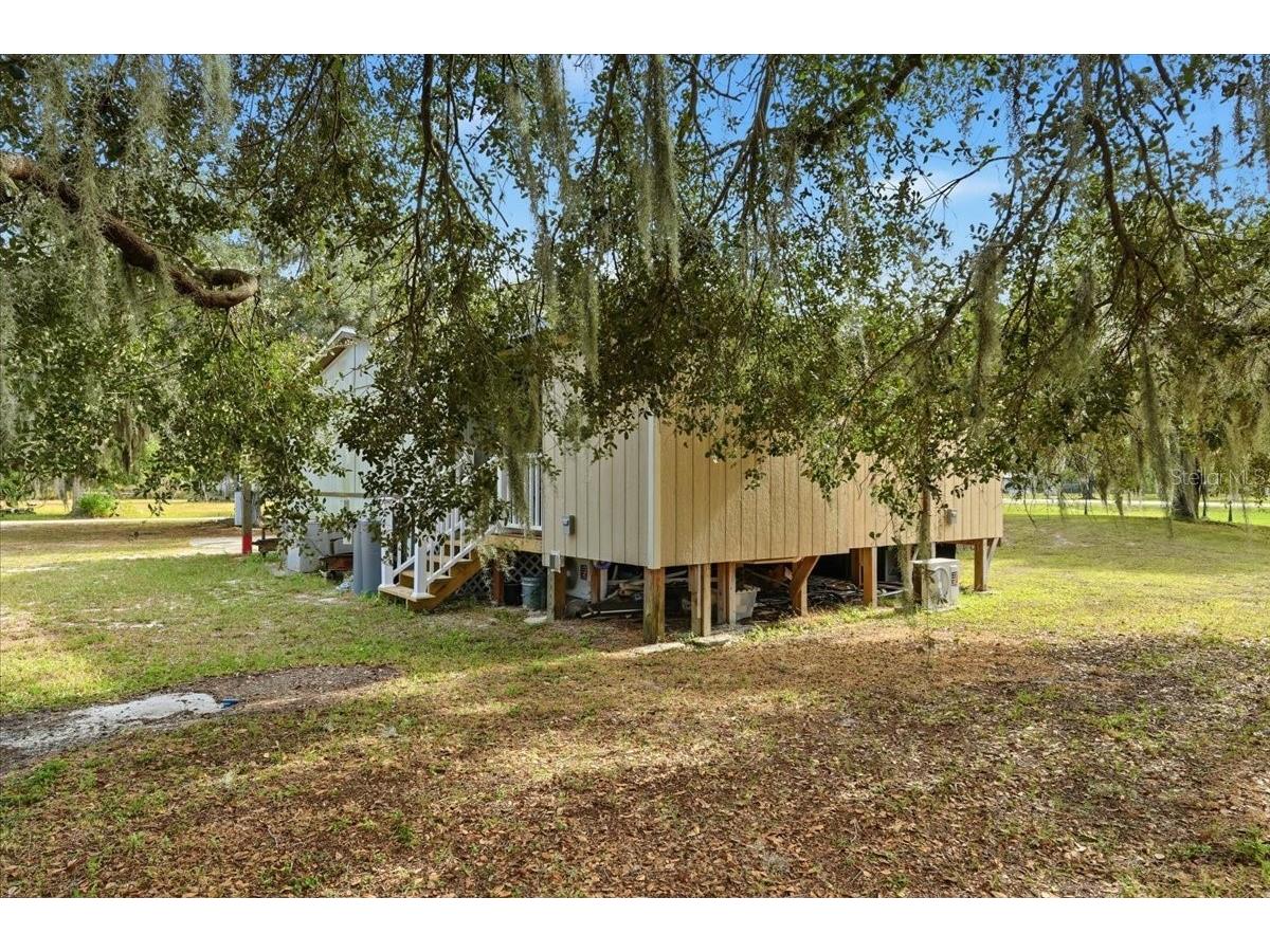 1020 98 W Frostproof FL 33843 L4961235 image10