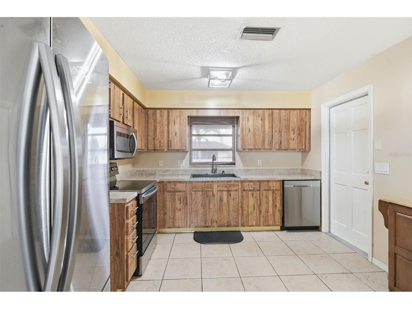 1020 Adirondack Street Deltona FL 32725 V4947824 image12