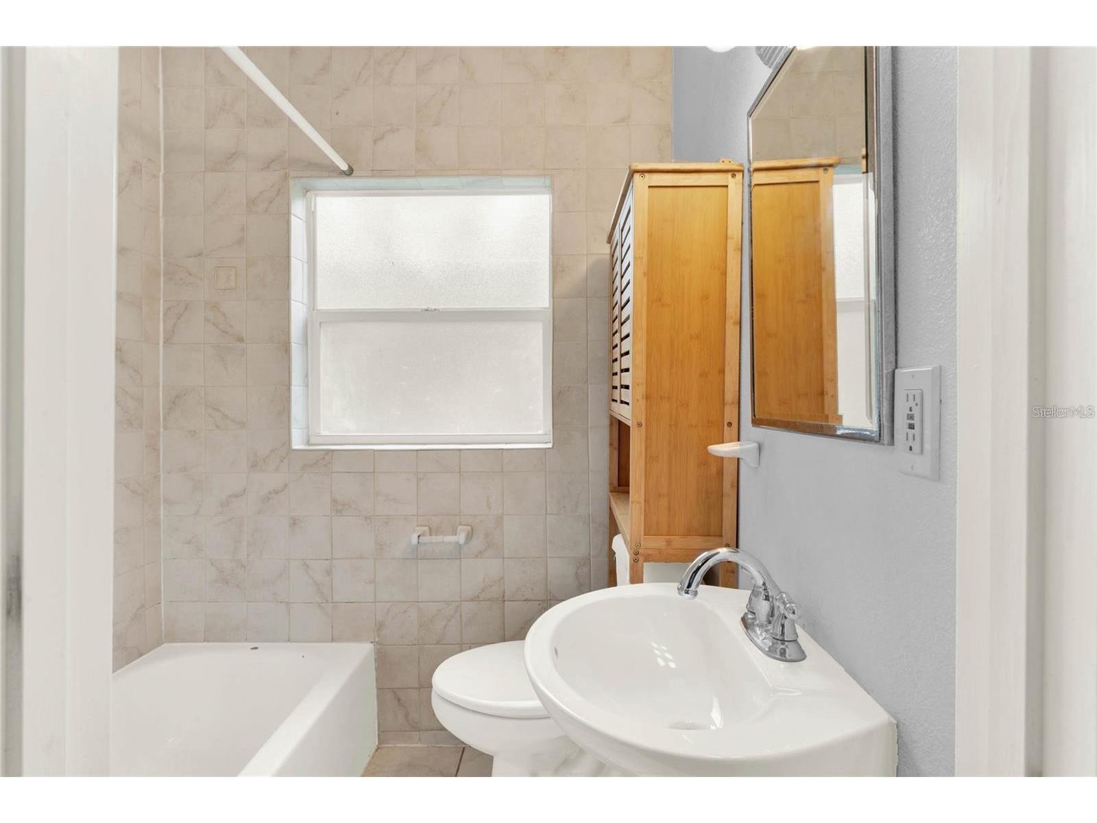 1016 Alba Drive #1020 Orlando FL 32804 O6400612 image13