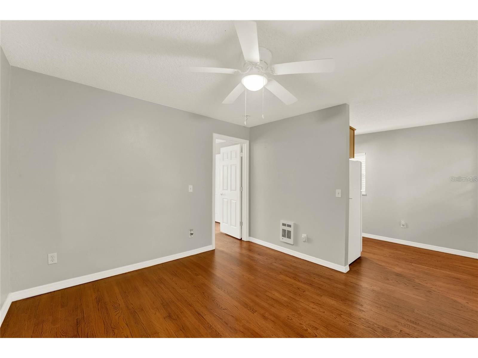 1016 Alba Drive #1020 Orlando FL 32804 O6400612 image4