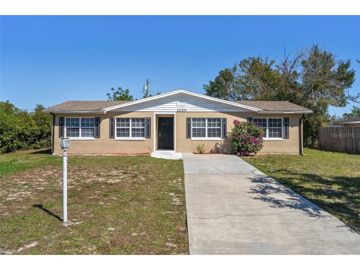 1020 Alladin Drive Deltona FL 32725 V4941516 image1