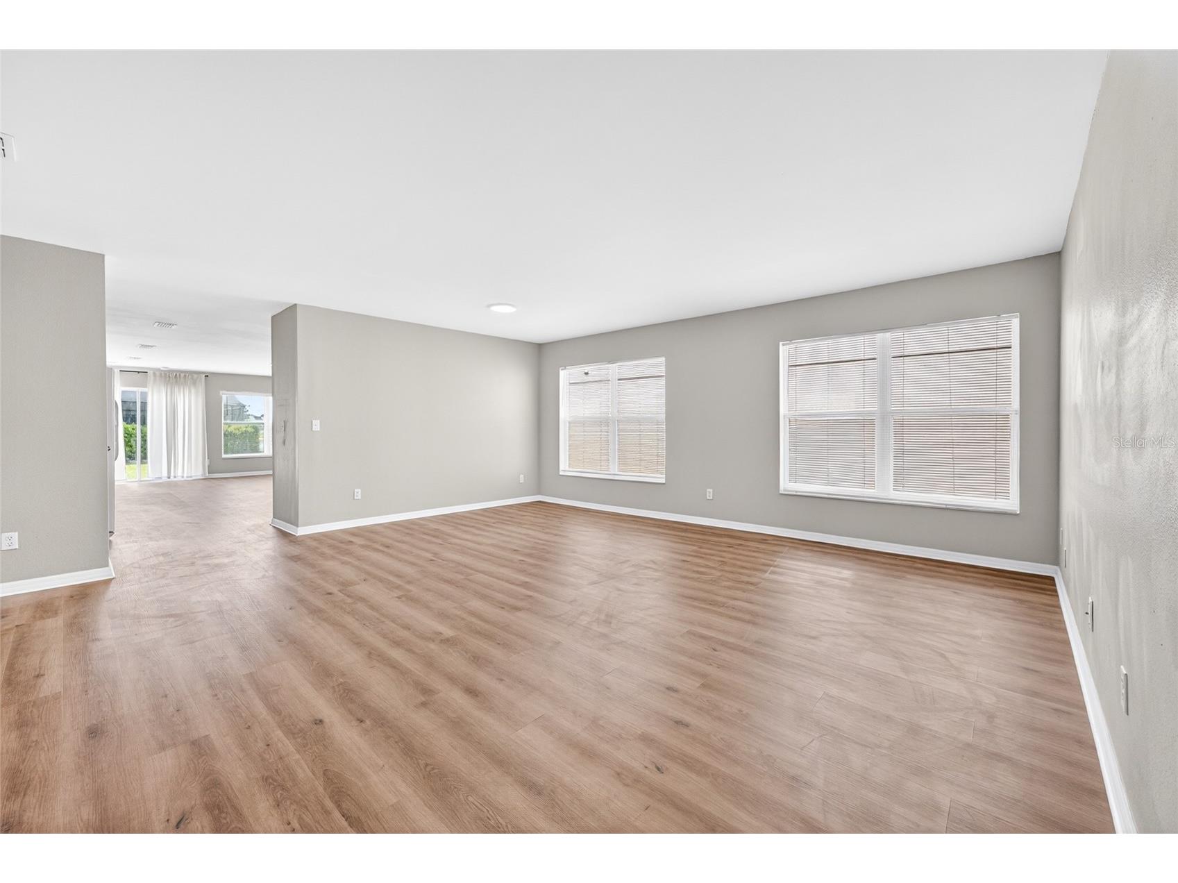 1020 Battery Pointe Drive Orlando FL 32828 O6401948 image5