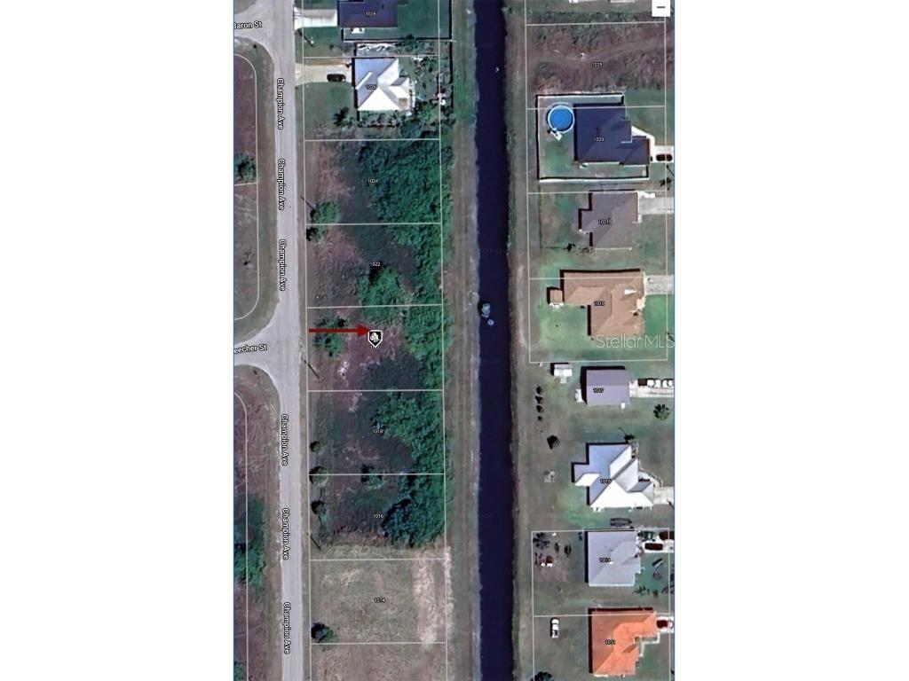 1020 Champion Avenue Lehigh Acres FL 33971 O6228202 image1