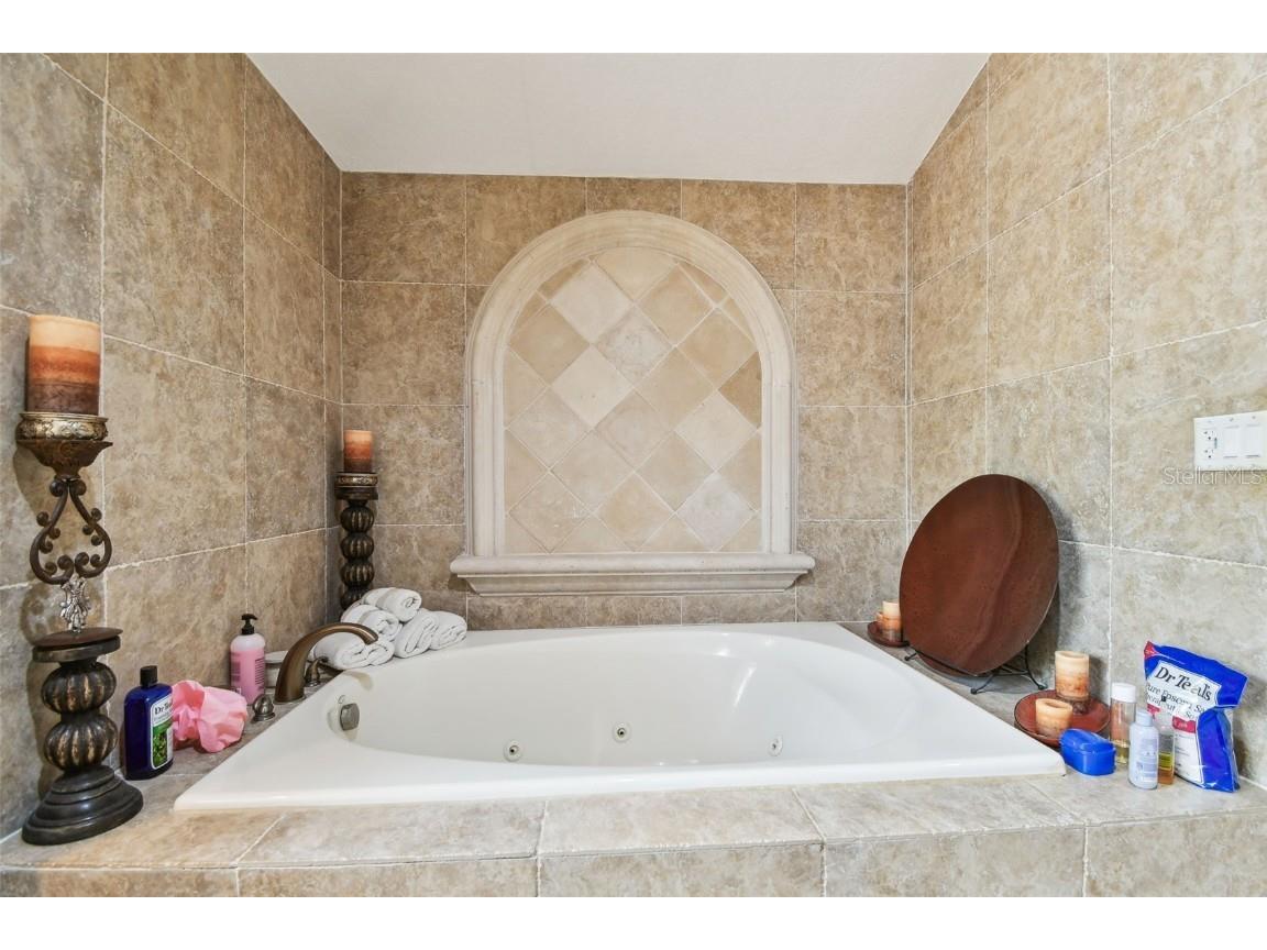 1020 Charles Street Clearwater FL 33755 TB8406276 image37