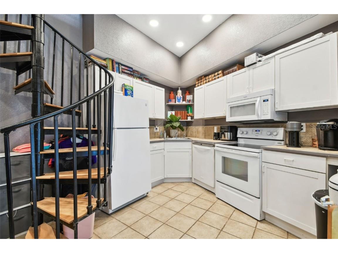 1020 Charles Street Clearwater FL 33755 TB8406276 image60