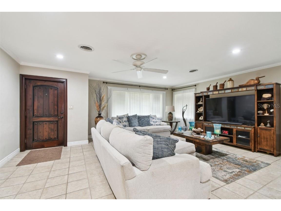 1020 Charles Street Clearwater FL 33755 TB8406276 image7