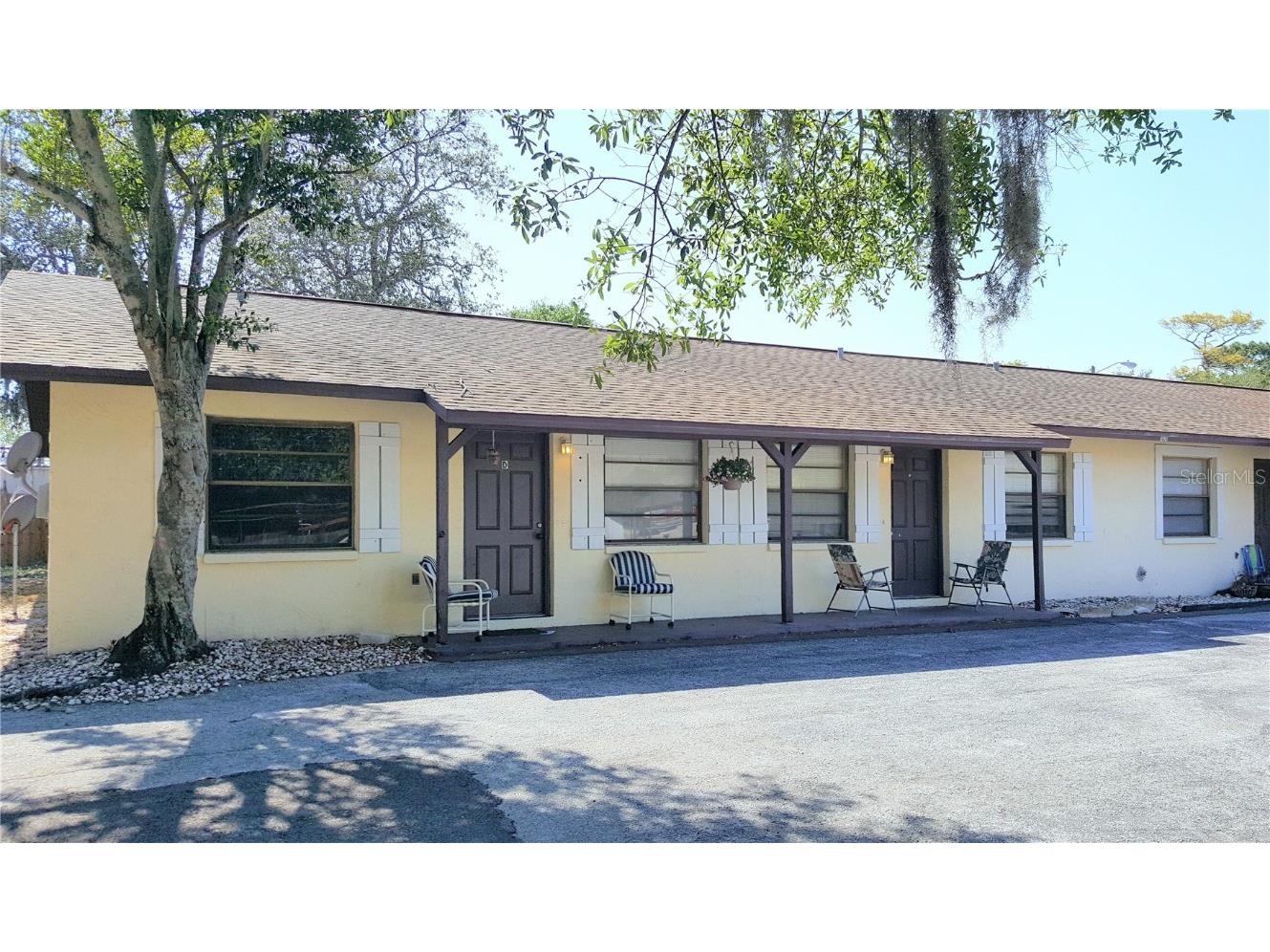 1020 E Lemon Street Tarpon Springs FL 34689 TB8334711 image1