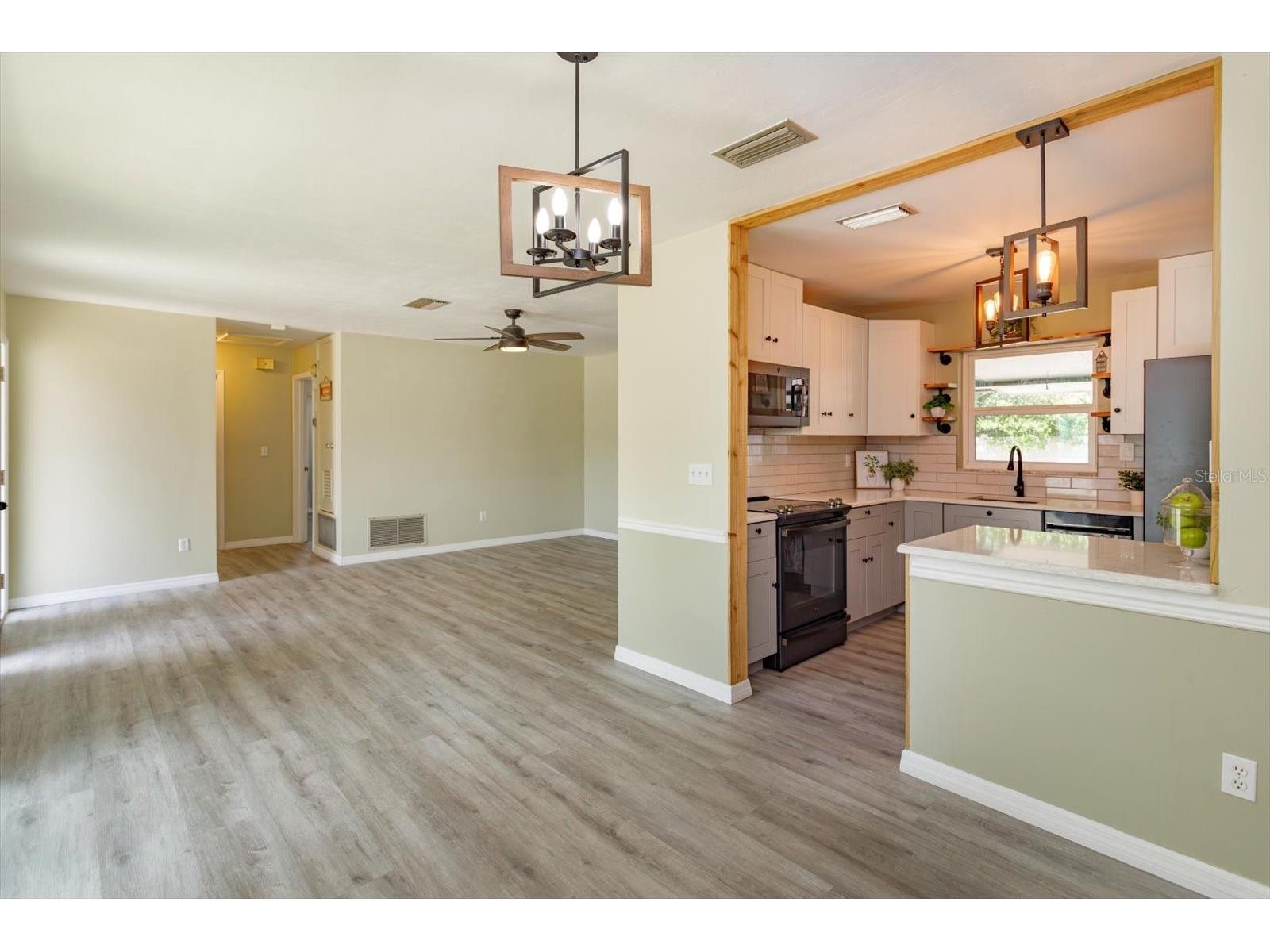 1020 Frost Lane Deltona FL 32725 O6409979 image5