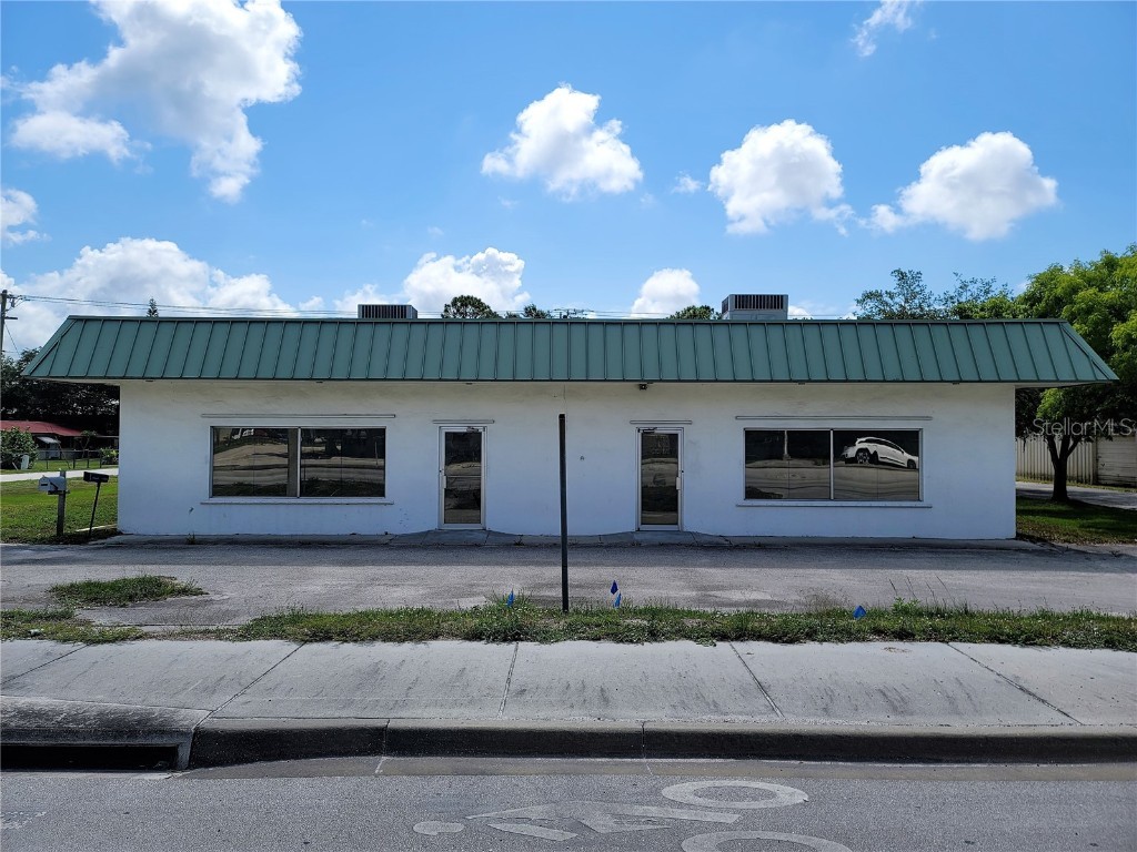 1020 N Parrott Avenue Okeechobee FL 34972 T3376490 image1