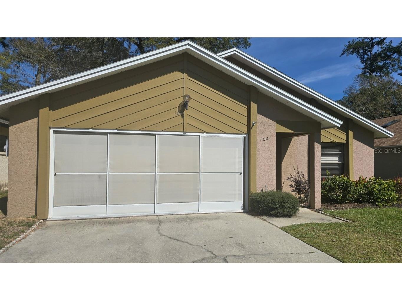 1020 NE 30th Avenue #104 Ocala FL 34470 OM673486 image1