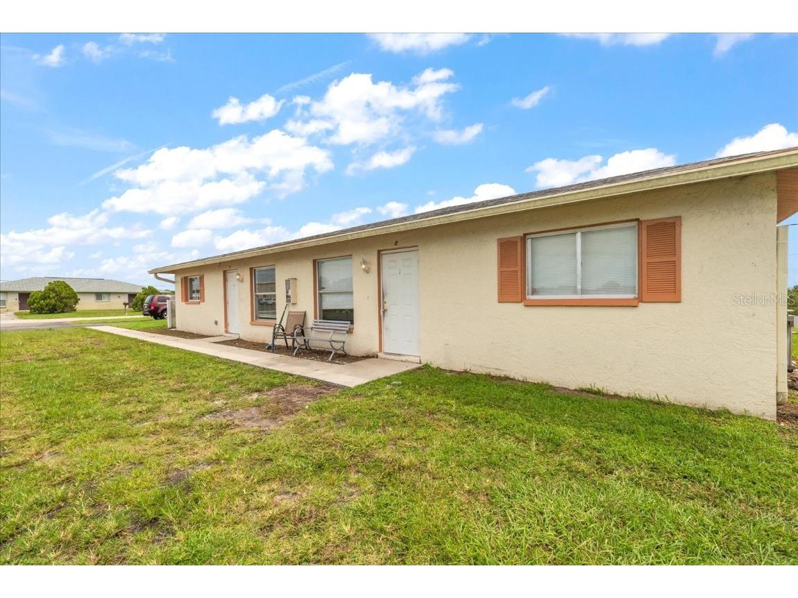 1020 NE 8th Terrace Cape Coral FL 33909 TB8428820 image1