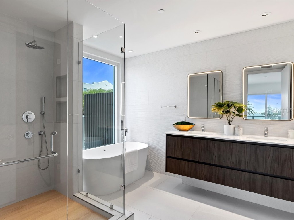 1020 Sunset Point Road #103 Clearwater FL 33755 TB8435690 image14