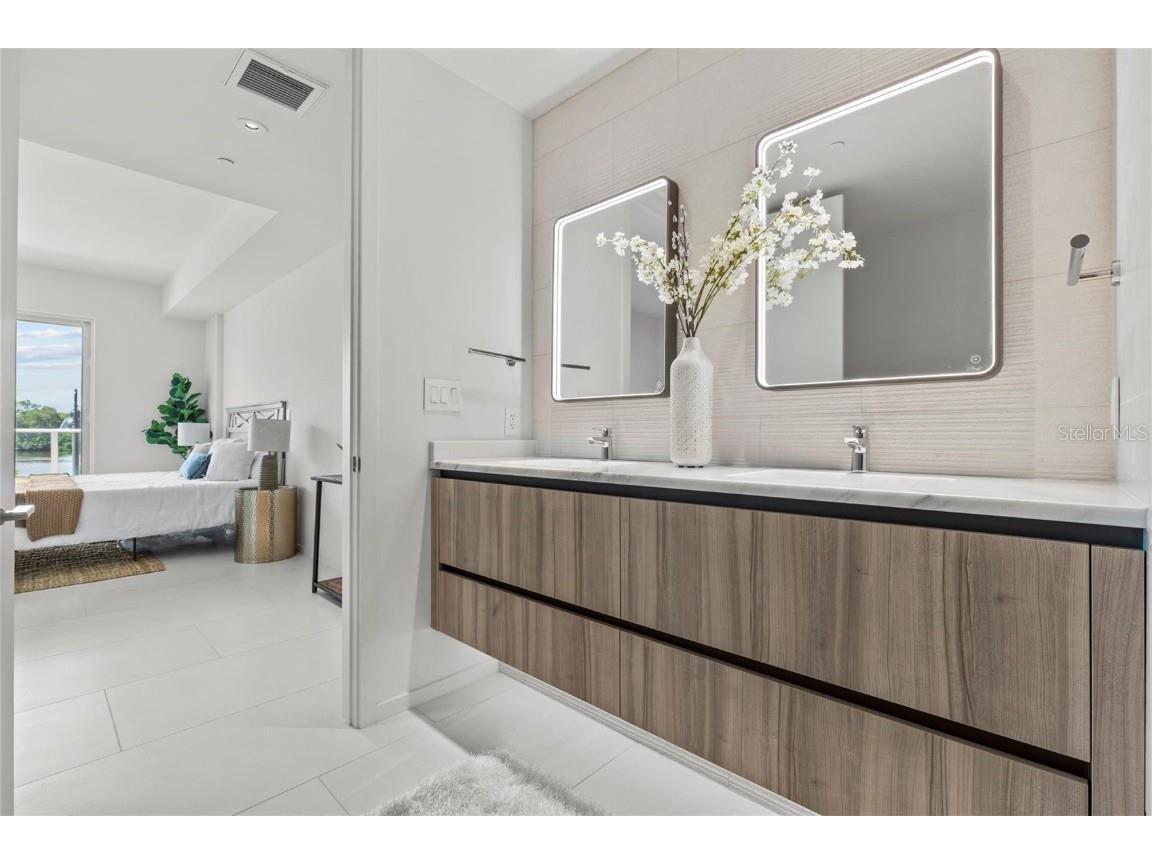 1020 Sunset Point Road #112 Clearwater FL 33755 TB8408479 image16