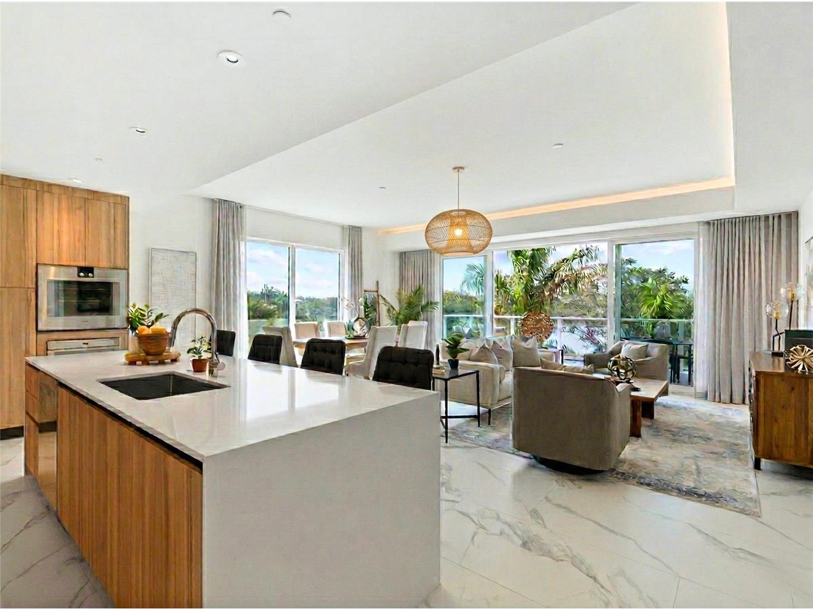 1020 Sunset Point Road #213 Clearwater FL 33755 TB8470022 image1