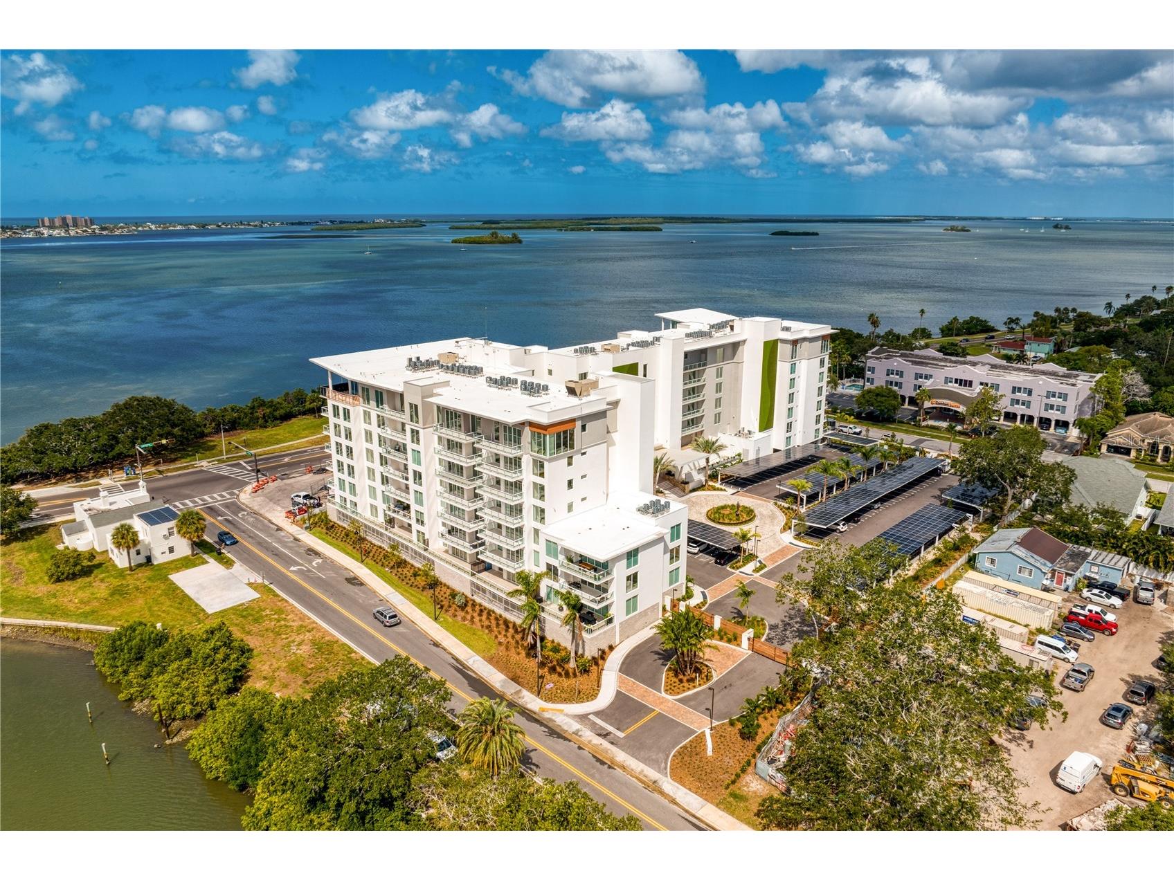 1020 Sunset Point Road #213 Clearwater FL 33755 TB8488792 image2