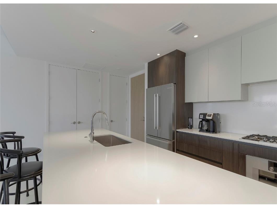 1020 Sunset Point Road #302 Clearwater FL 33755 TB8419333 image13