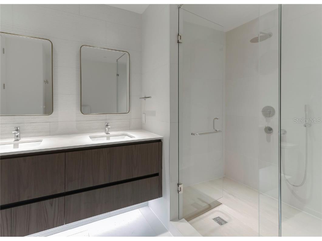 1020 Sunset Point Road #302 Clearwater FL 33755 TB8419333 image20