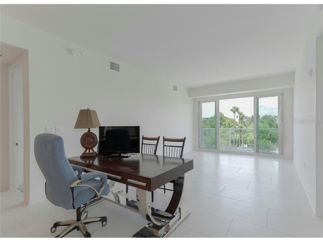 1020 Sunset Point Road #302 Clearwater FL 33755 TB8419333 image7