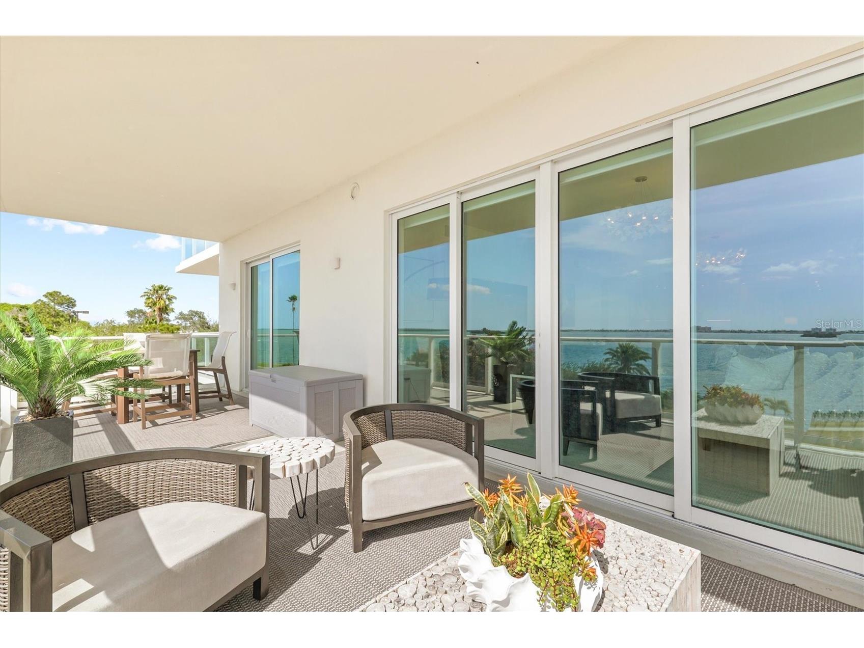 1020 Sunset Point Road #303 Clearwater FL 33755 TB8496578 image3