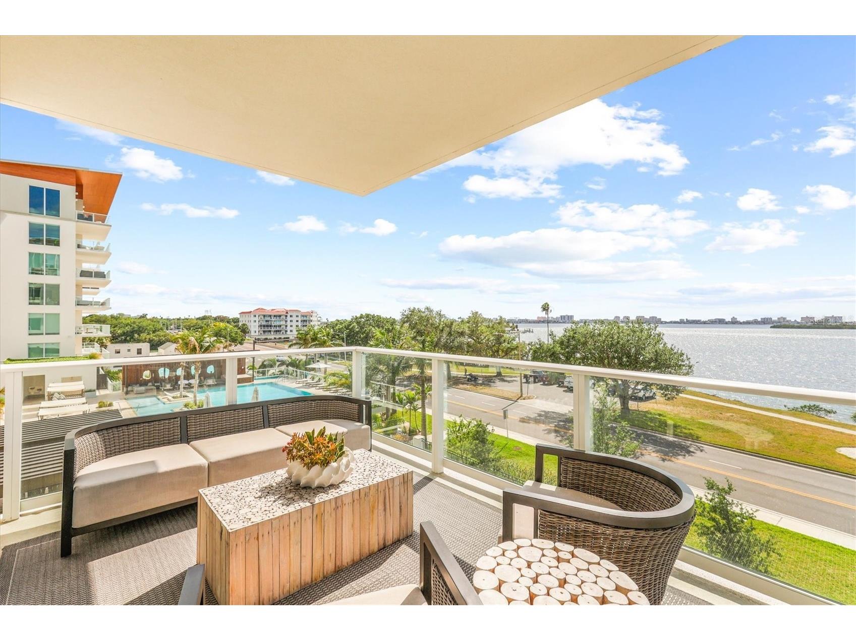 1020 Sunset Point Road #303 Clearwater FL 33755 TB8496606 image2