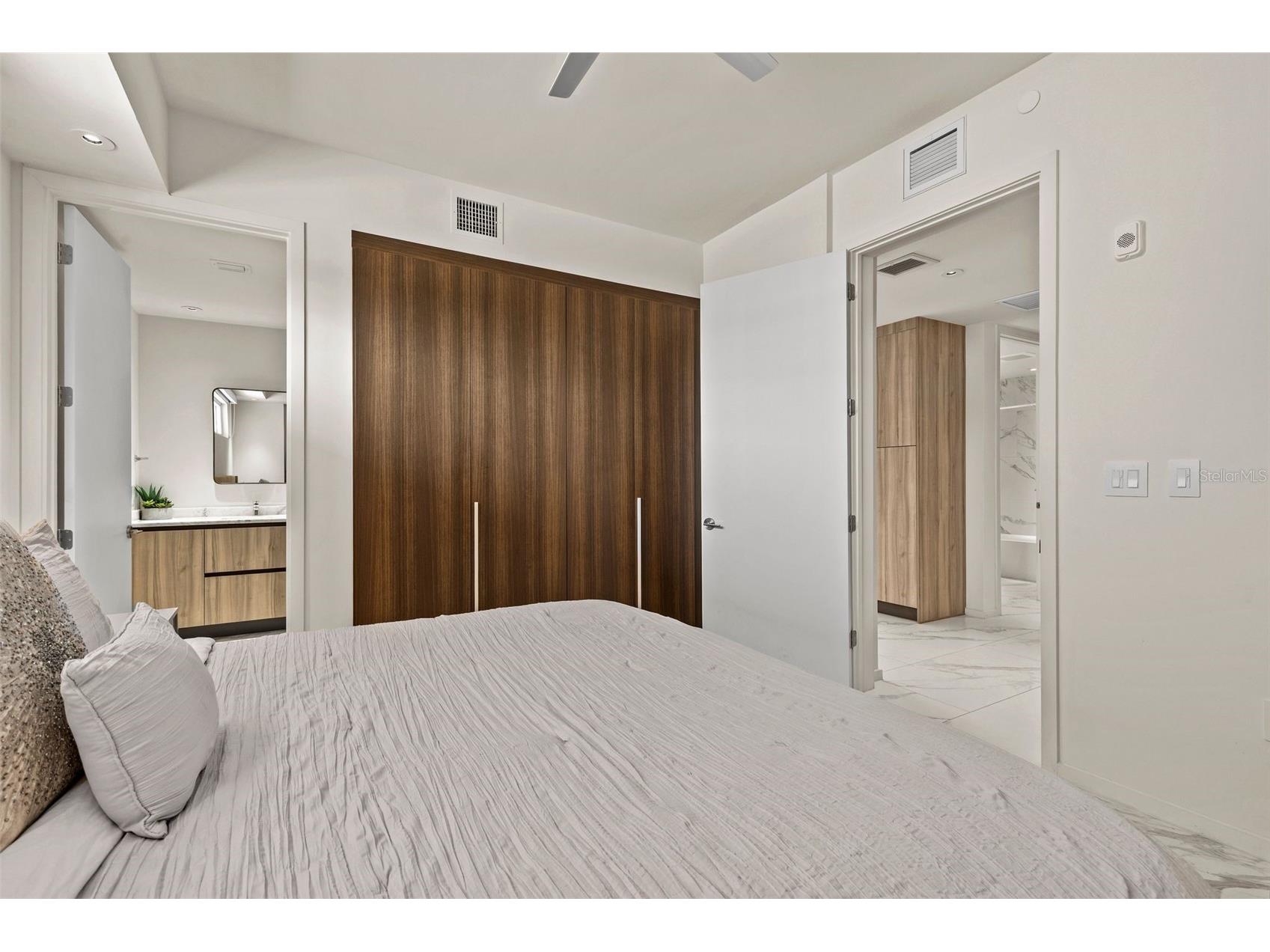 1020 Sunset Point Road #310 Clearwater FL 33755 TB8515208 image16