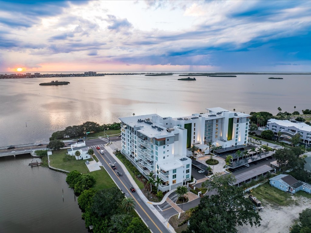 1020 Sunset Point Road #511 Clearwater FL 33755 - CLWTR HARBOR & STEVENSON CREEK TB8436344 image1