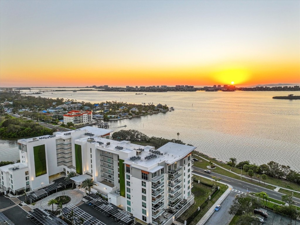 1020 Sunset Point Road #605 Clearwater FL 33755 - CLEARWATER BAY TB8411081 image2