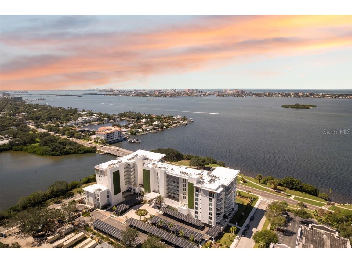 1020 Sunset Point Road #612 Clearwater FL 33755 U8230030 image1