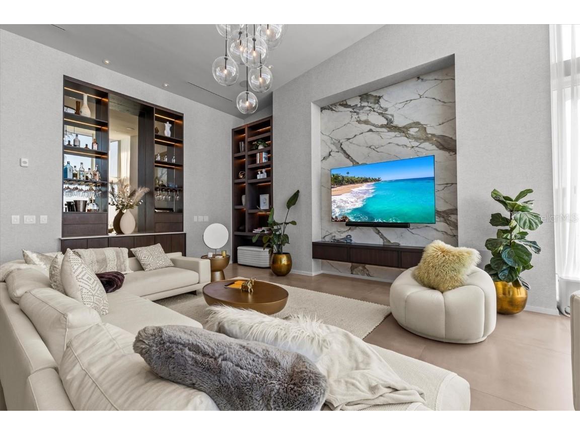 1020 Sunset Point Road #703 Clearwater FL 33755 TB8460720 image4