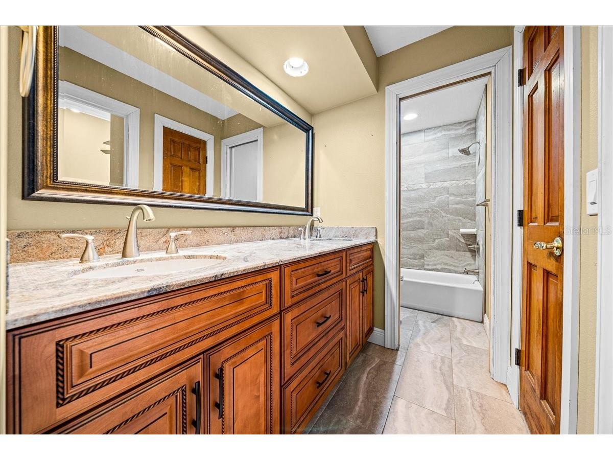 1020 SW 32nd Lane Ocala FL 34471 OM715679 image21