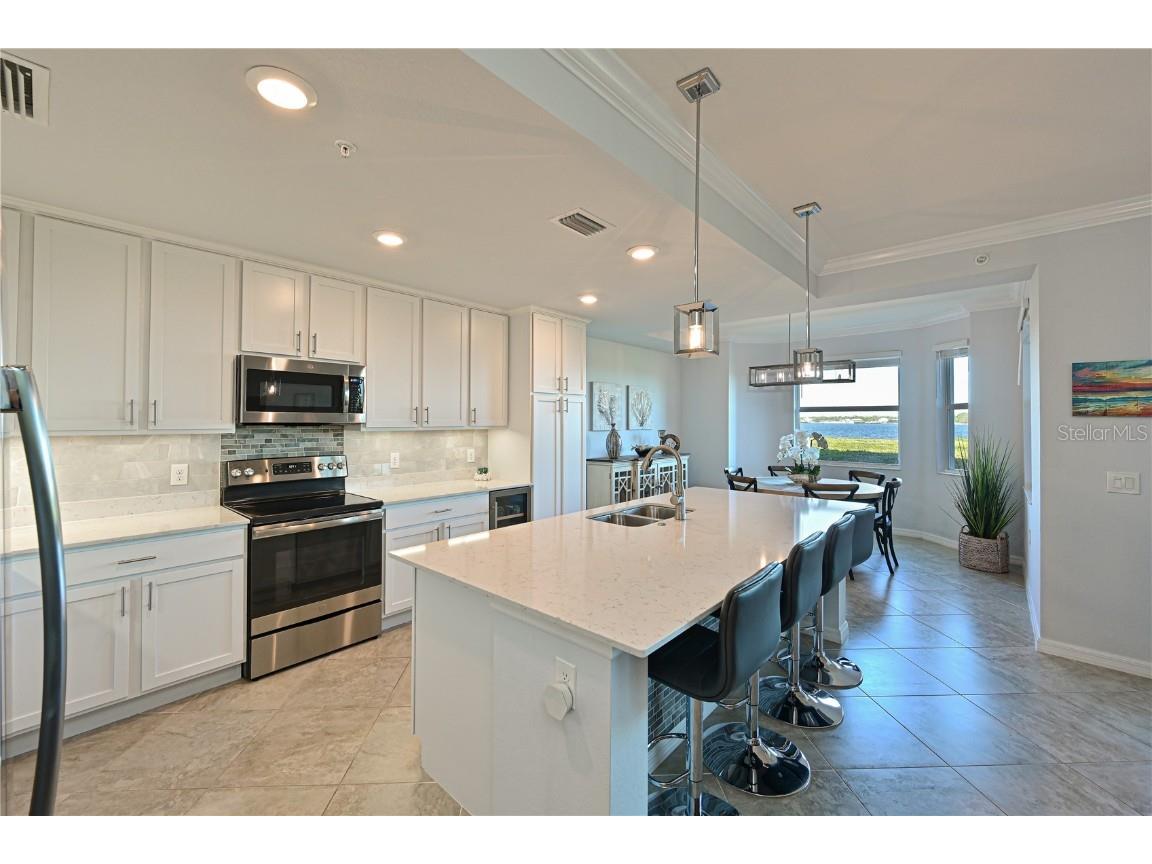 1020 Tidewater Shores Loop #107 Bradenton FL 34208 - MANATEE A4644248 image1