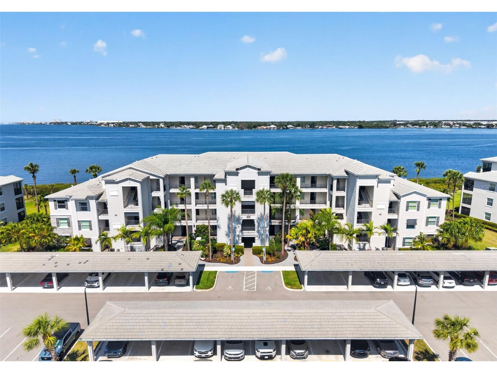 1020 Tidewater Shores Loop #301 Bradenton FL 34208 - MANATEE TB8501173 image1