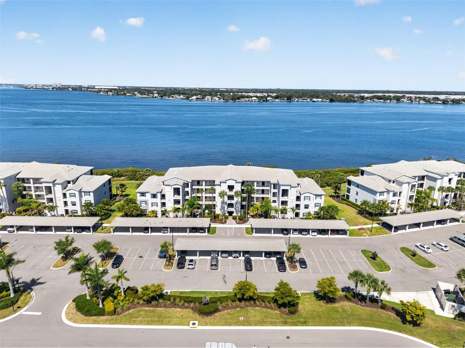 1020 Tidewater Shores Loop #301 Bradenton FL 34208 - MANATEE TB8501173 image2