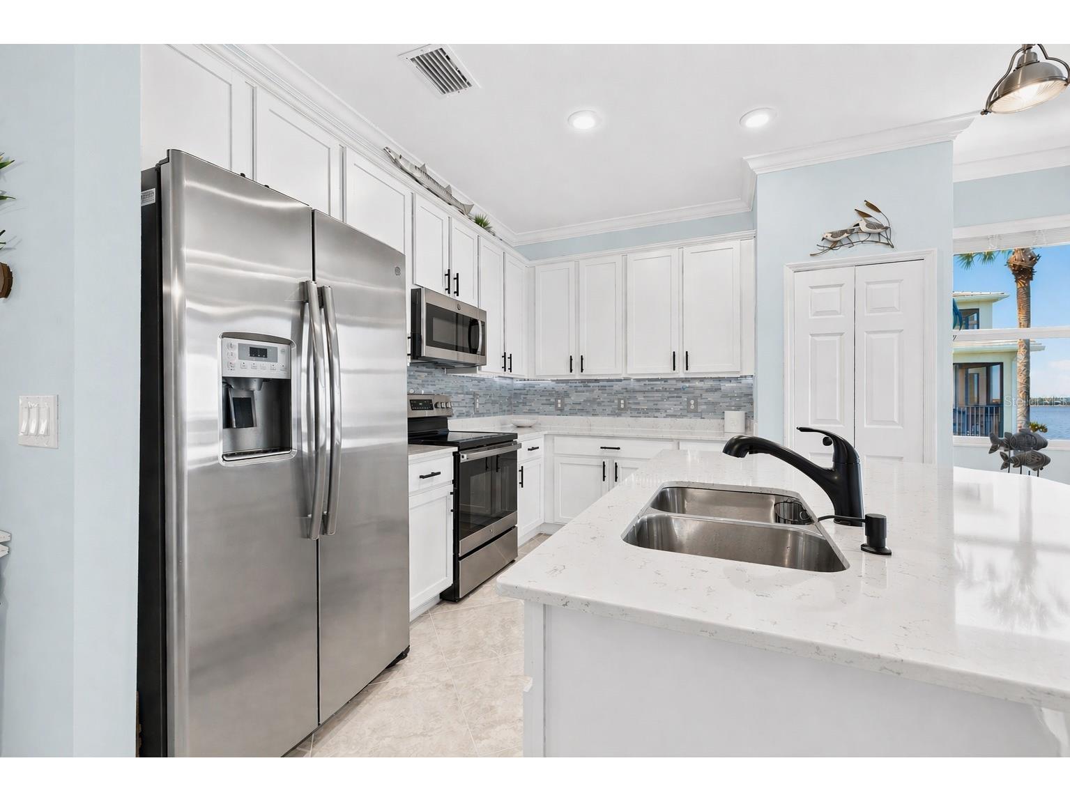 1020 Tidewater Shores Loop #301 Bradenton FL 34208 - MANATEE TB8501173 image8