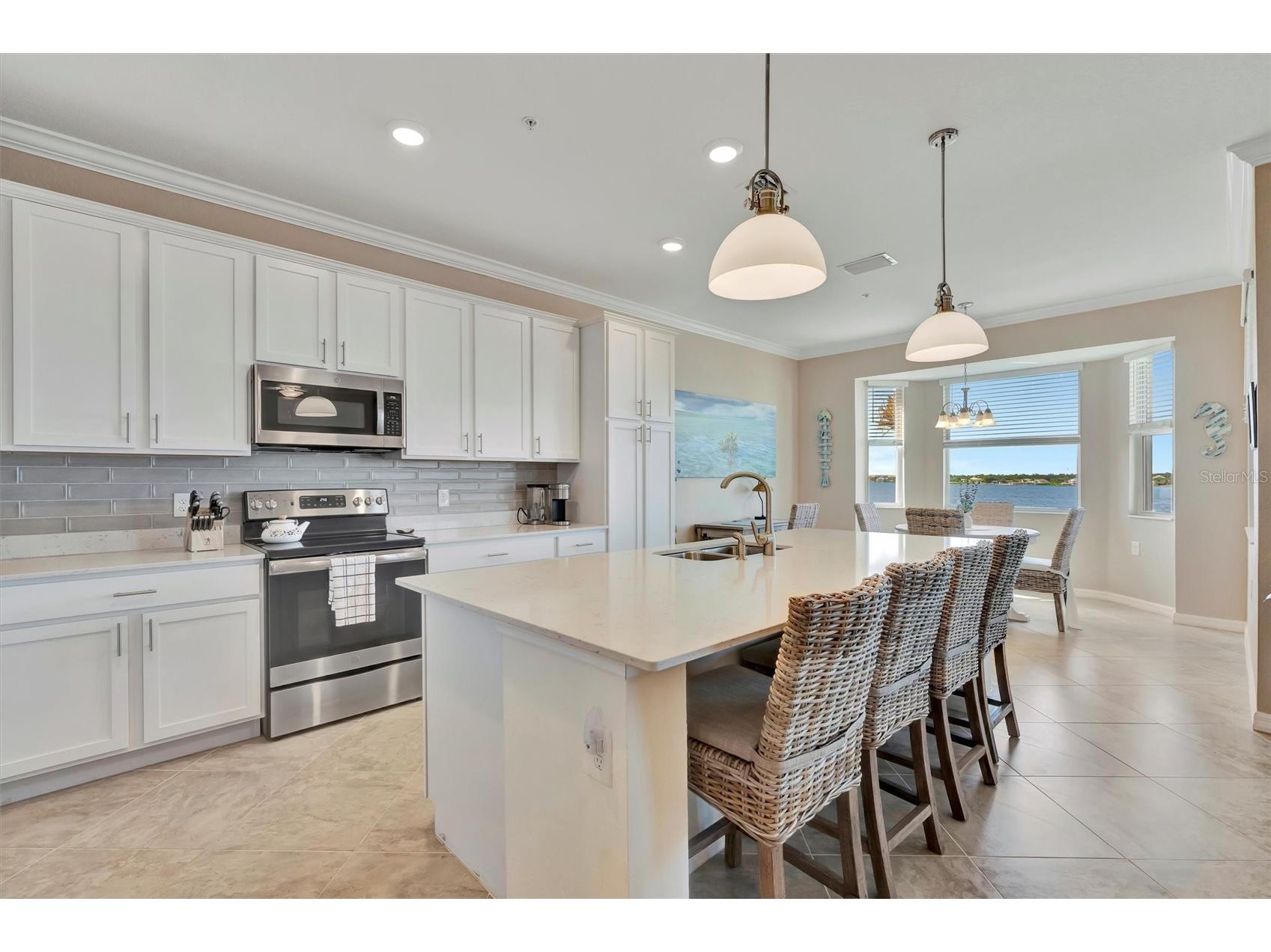 1020 Tidewater Shores Loop #405 Bradenton FL 34208 - MANATEE RIVER A4669479 image1