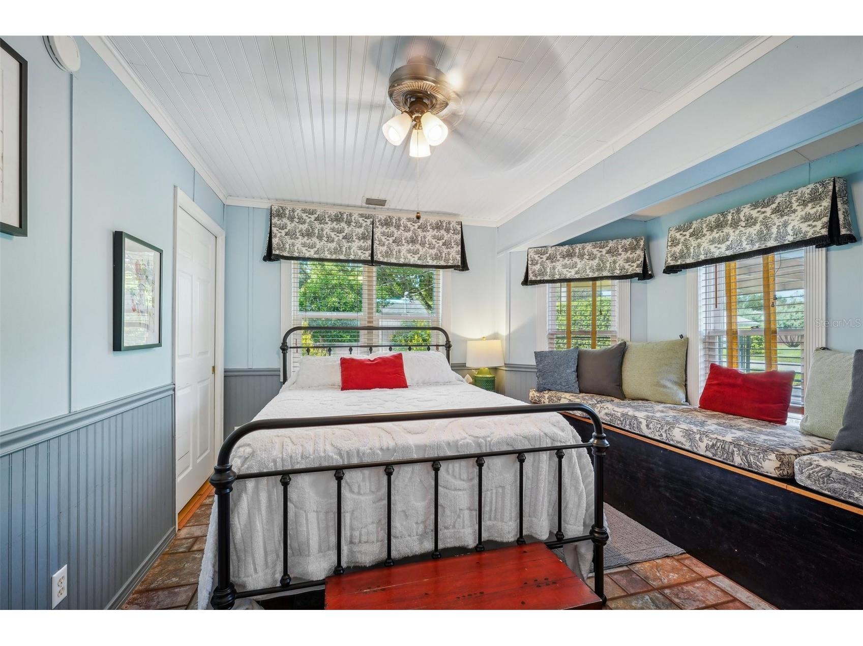 1020 Venetian Avenue Orlando FL 32804 O6406352 image47