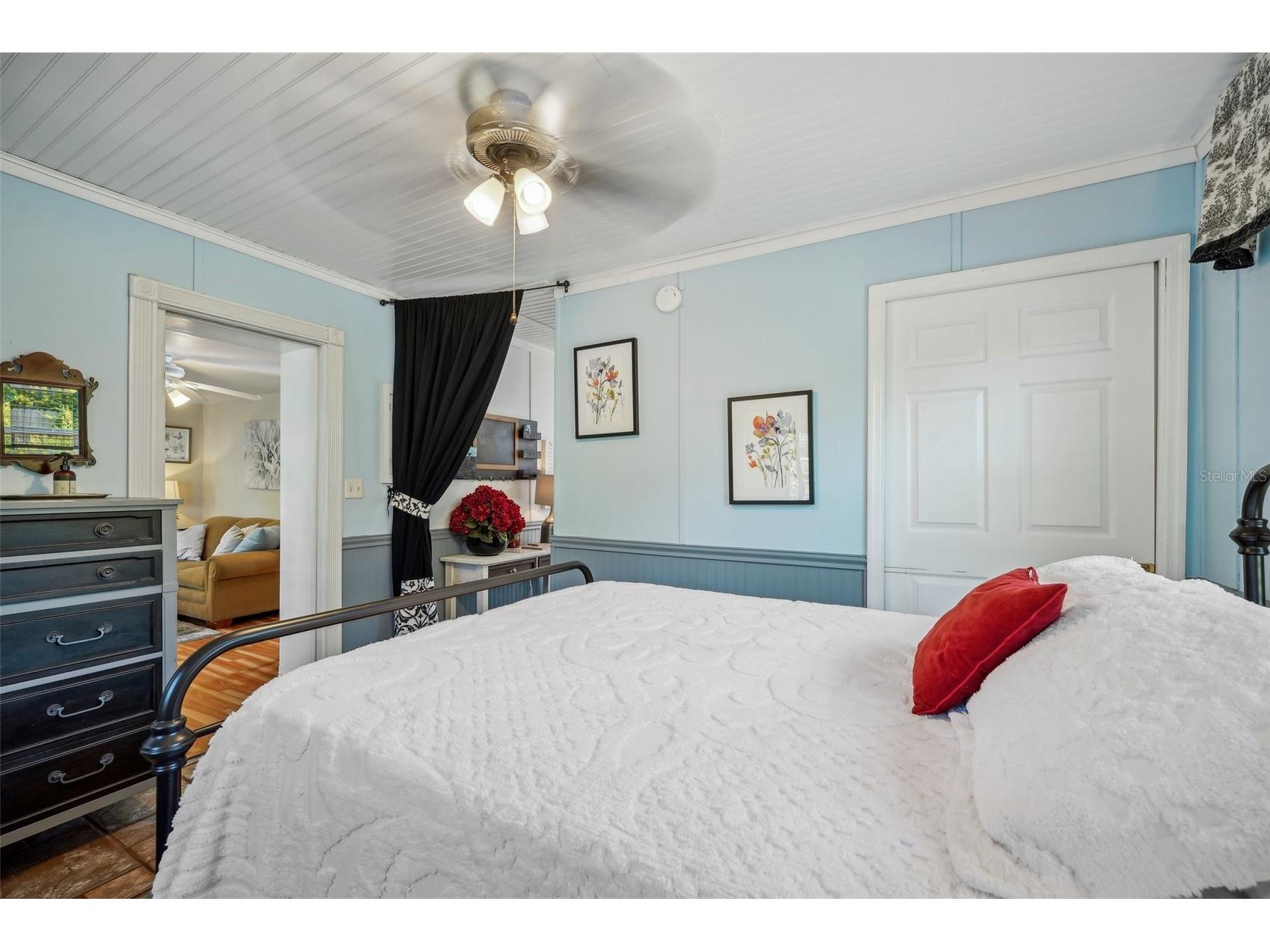 1020 Venetian Avenue Orlando FL 32804 O6406352 image48