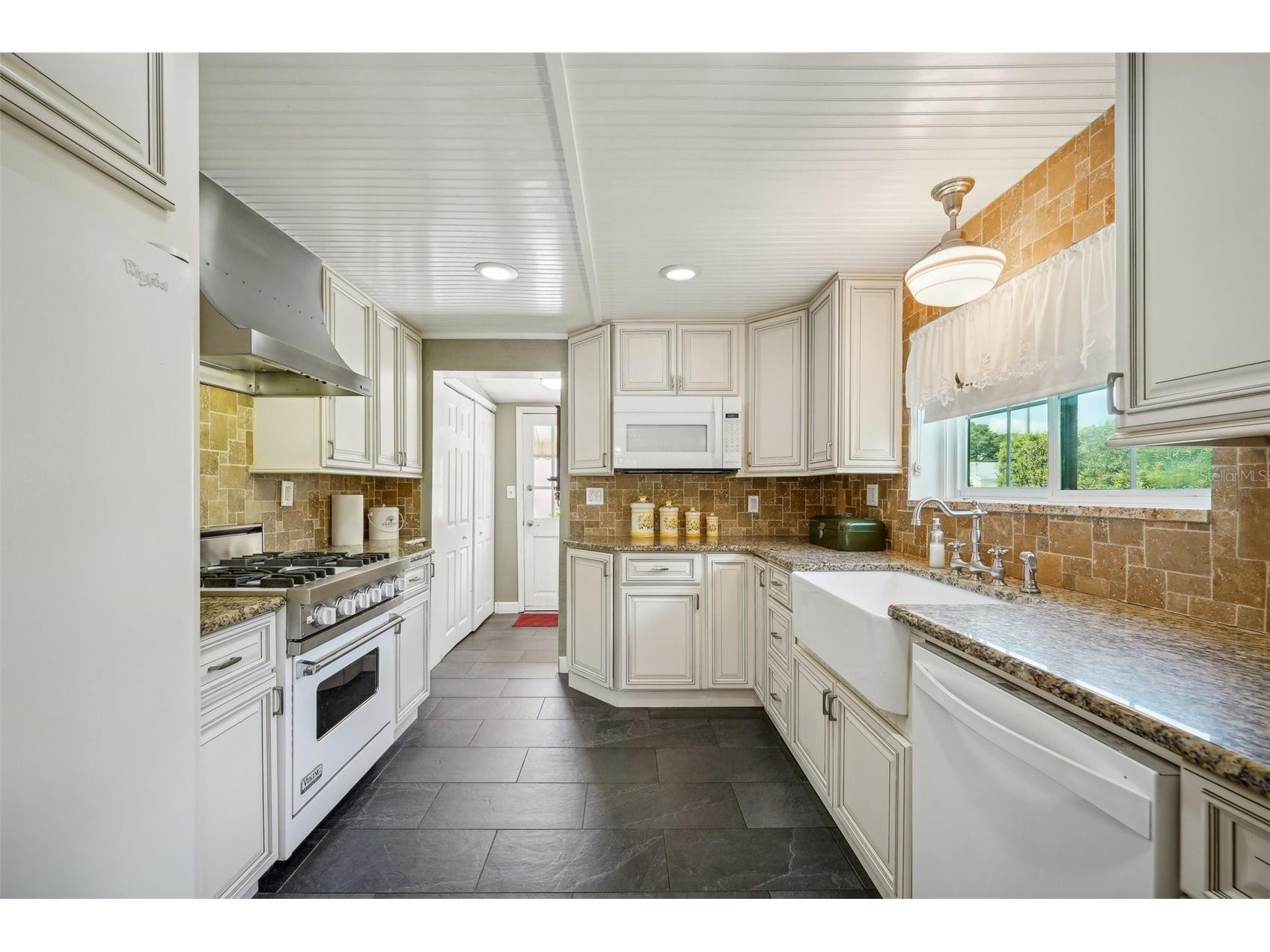 1020 Venetian Avenue Orlando FL 32804 O6406400 image14
