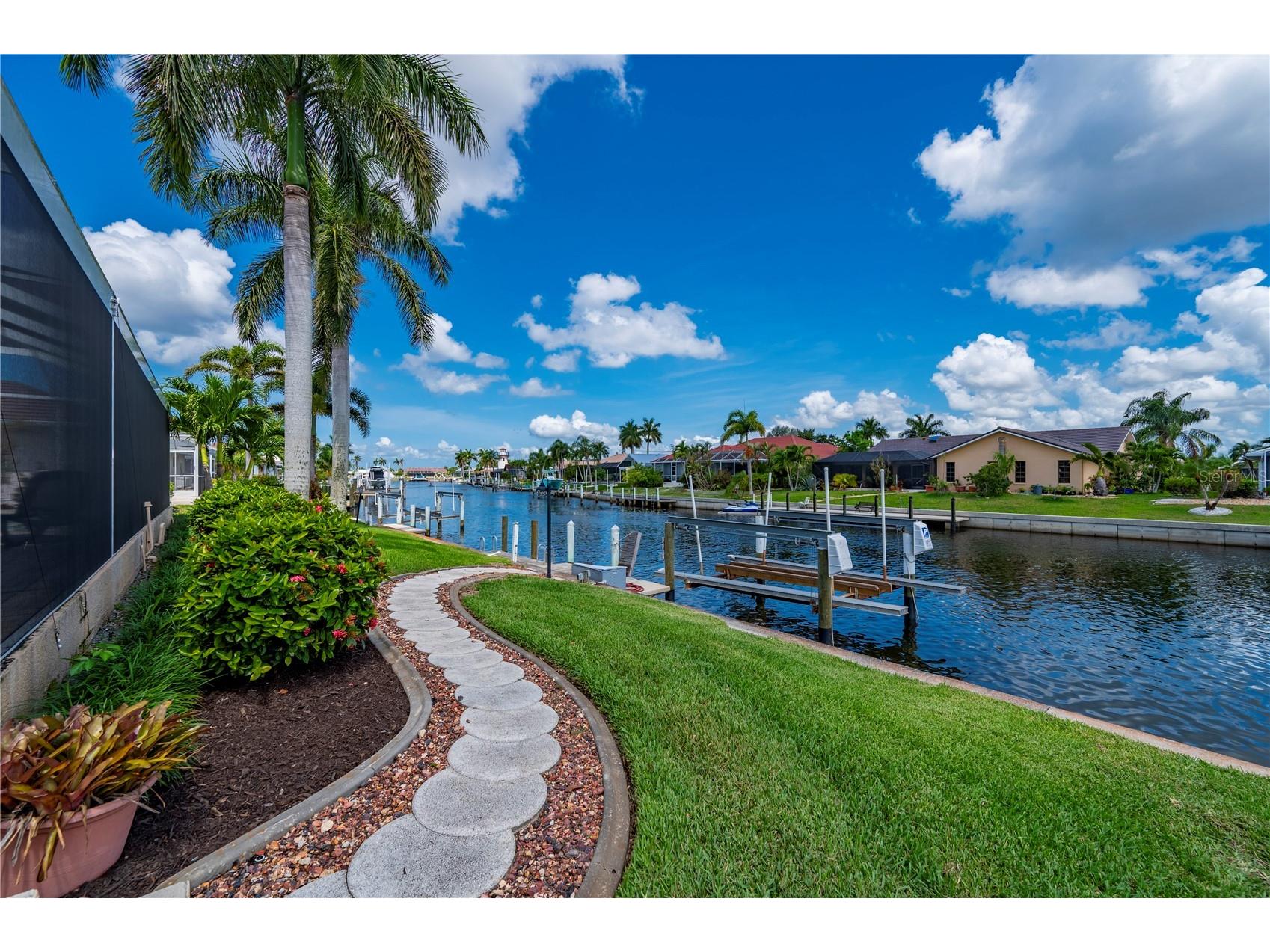 1020 Via Formia Punta Gorda FL 33950 C7526465 image54