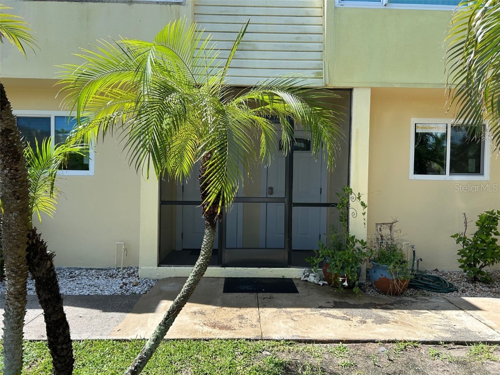 1020 W Marion Avenue #42 Punta Gorda FL 33950 - PORT CHARLOTTE HARBOR C7513845 image1