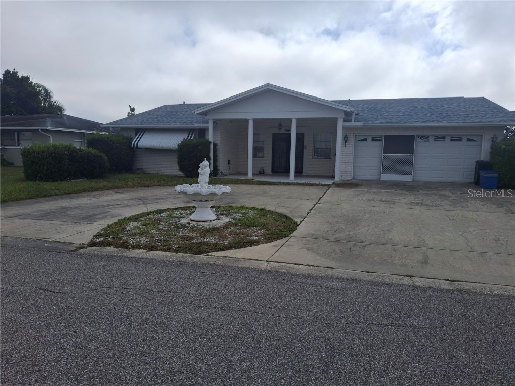 10200 Amadeus Drive Port Richey FL 34668 W7879370 image1