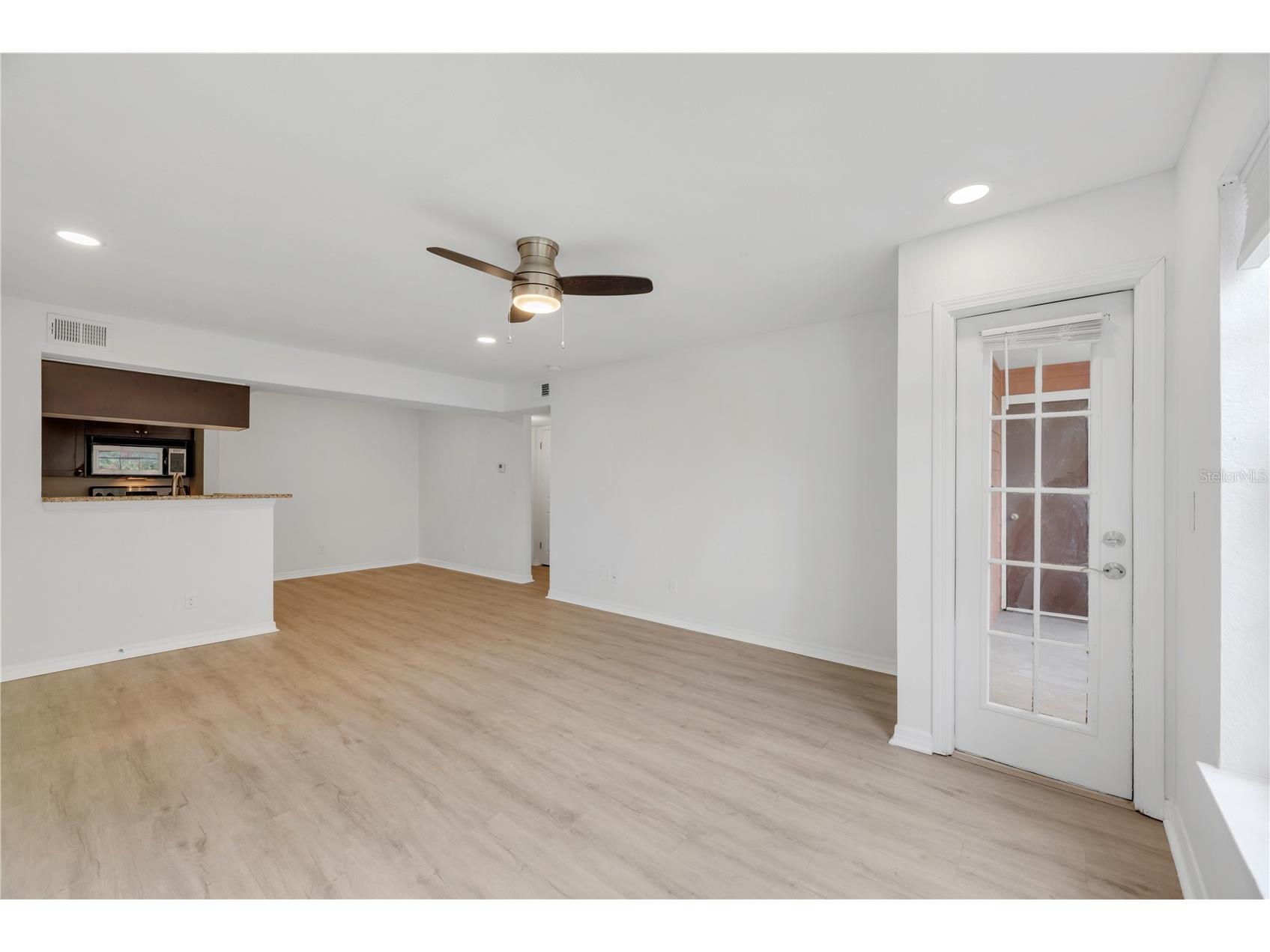 10200 Gandy Boulevard N #1205 Saint Petersburg FL 33702 TB8526138 image5