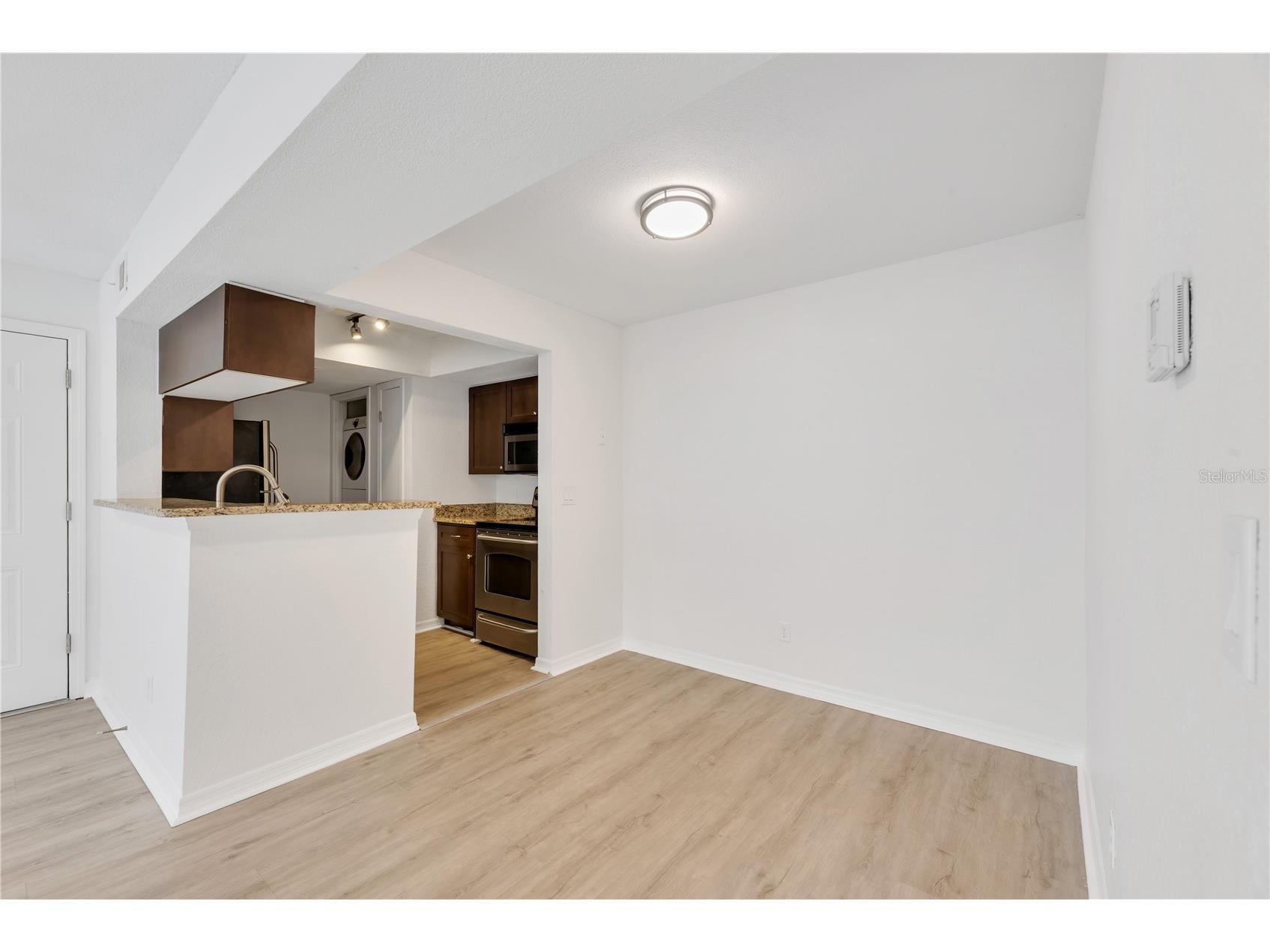 10200 Gandy Boulevard N #1205 Saint Petersburg FL 33702 TB8526138 image6