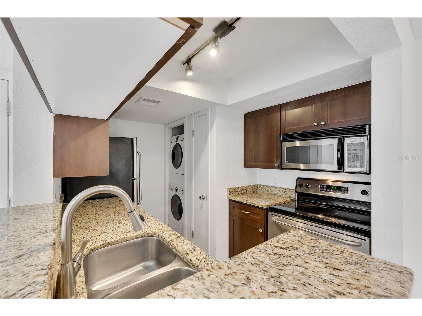 10200 Gandy Boulevard N #1205 Saint Petersburg FL 33702 TB8526138 image9