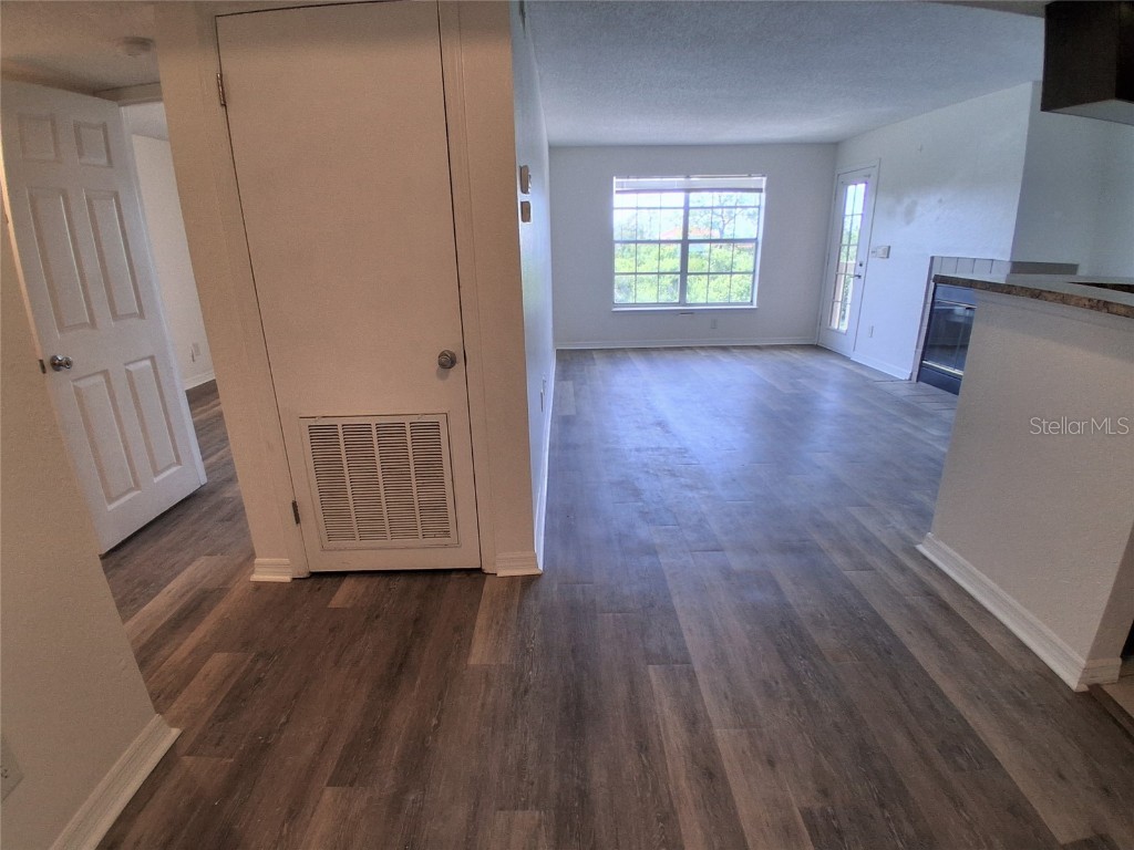 10200 Gandy Boulevard N #514 Saint Petersburg FL 33702 TB8428508 image6