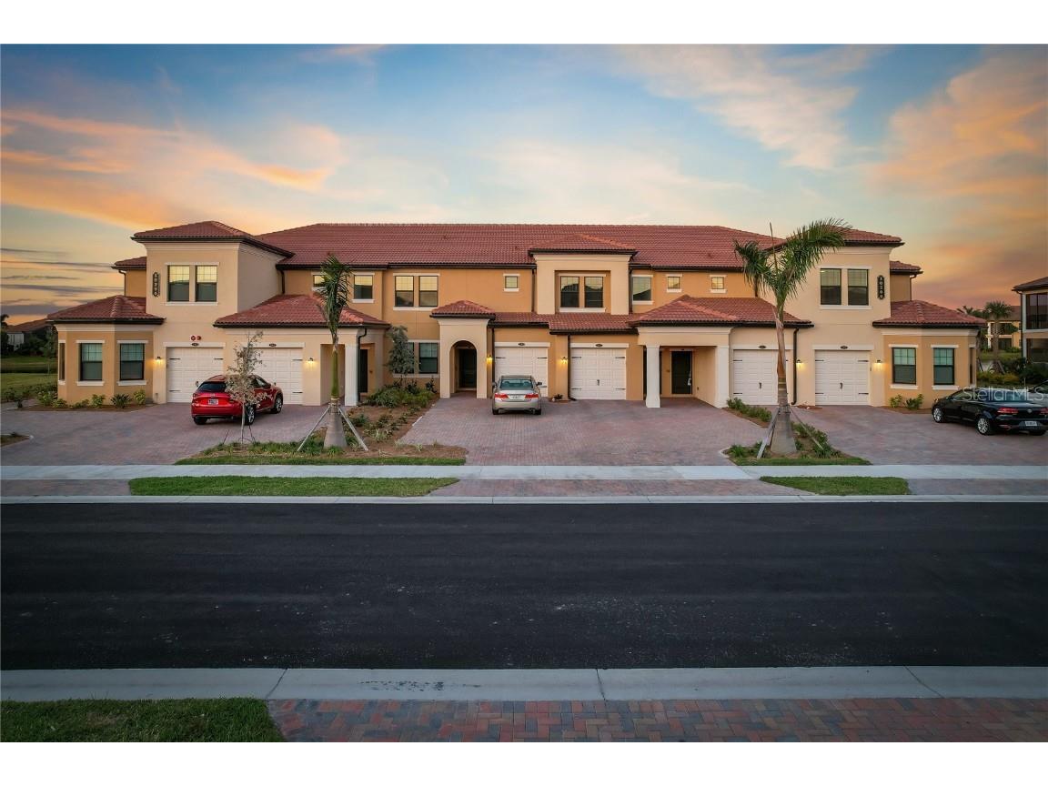 10200 Staggerbush Drive #203 Venice FL 34293 A4565392 image1