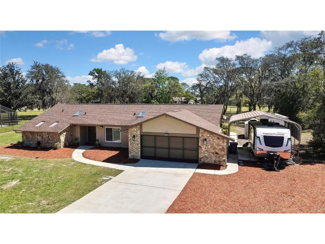 10200 Swanson Ct Spring Hill FL 34608 W7873876 image1